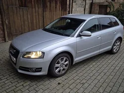 Silber Gebraucht 2012 Audi A3 Sportback Ambiente Limousine | 8.900 € (Etwas zu teuer)