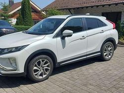 Weiß Gebraucht 2019 Mitsubishi Eclipse Cross Top SUV | 19.300 € (Teuer)