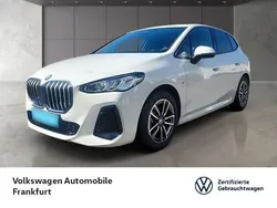 Weiß Gebraucht 2024 BMW 218 Active Tourer M Sport Van / Kleinbus | 33.480 € (Fairer Preis)