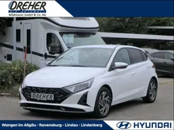 Atlas white / sol Gebraucht 2024 Hyundai i20 Kleinwagen | 18.880 € (Fairer Preis)