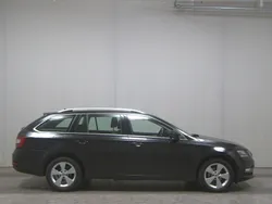Schwarz Gebraucht 2019 Skoda Octavia Style Kombi | 8.990 € (Superpreis)