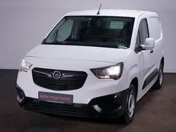Weiß Gebraucht 2020 Opel Combo Edition Van / Kleinbus | 9.998 € (Guter Preis)