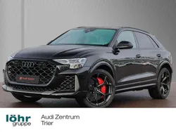 Mythosschwarz metallic Gebraucht 2025 Audi RS Q8 Performance SUV | 164.990 €