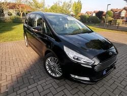 Schwarz Gebraucht 2016 Ford Galaxy Van / Kleinbus | 10.699 € (Guter Preis)