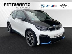 Capparisweiß mit akzent bmw i blau Gebraucht 2022 BMW i3 Comfort Edition Kleinwagen | 20.490 € (Guter Preis)