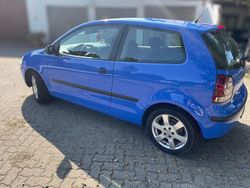 Blau Gebraucht 2007 VW Polo Limousine | 1.200 € (Teuer)
