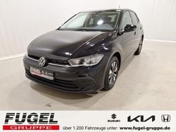 Deep black perleffekt Gebraucht 2023 VW Polo Move Kleinwagen | 15.869 € (Guter Preis)