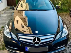 Schwarz Gebraucht 2010 Mercedes E200 Cabrio | 12.900 €