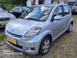 Grau Gebraucht 2008 Daihatsu Sirion Kleinwagen | 1.500 € (Fairer Preis)