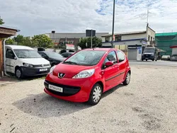 Rot Gebraucht 2008 Peugeot 107 Filou Kleinwagen | 5.900 €
