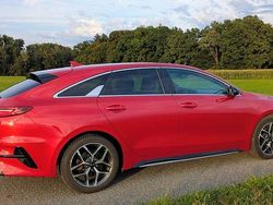 Rot Gebraucht 2019 Kia ProCeed GT-Line Kleinwagen | 20.995 € (Fairer Preis)