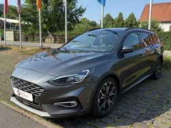 Grau Gebraucht 2021 Ford Focus Active X Limousine | 19.990 € (Fairer Preis)