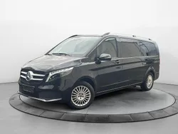 Schwarz Gebraucht 2024 Mercedes V300 Van / Kleinbus | 54.900 €