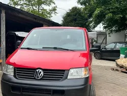 Rot Gebraucht 2009 VW T5 Van | 7.000 €