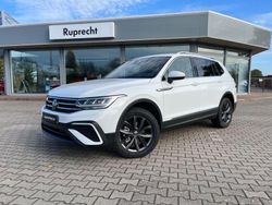 Weiß Gebraucht 2023 VW Tiguan Allspace Life SUV | 39.995 € (Teuer)