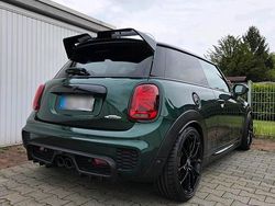 Grün Gebraucht 2016 Mini John Cooper Works Kleinwagen | 23.500 €