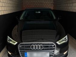 Schwarz Gebraucht 2012 Audi A3 Comfort Kleinwagen | 9.500 € (Etwas zu teuer)