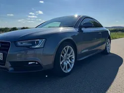Grau Gebraucht 2012 Audi A5 Coupé | 9.500 €