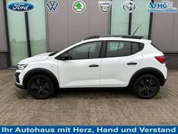 Wählbar Neu 2024 Dacia Sandero Extreme Kleinwagen | 22.290 € (Etwas zu teuer)