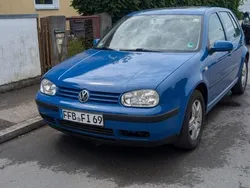 Blau Gebraucht 2001 VW Golf IV Edition Limousine | 2.000 € (Fairer Preis)
