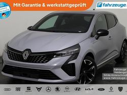 Grau Neu 2025 Renault Clio V Techno Limousine | 18.390 € (Guter Preis)