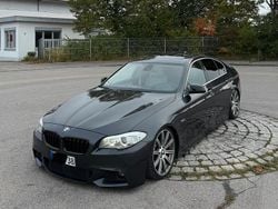 Grau Gebraucht 2010 BMW 550 M Sport Limousine | 15.999 €