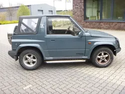 Grau Gebraucht 1993 Suzuki Vitara SUV | 1.800 €