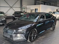 Schwarz Gebraucht 2021 Skoda Superb LAURIN & KLEMENT Limousine | 26.900 € (Etwas zu teuer)