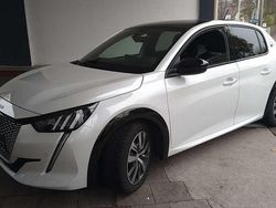 Weiß Gebraucht 2020 Peugeot e-208 GTi Kleinwagen | 10.800 € (Guter Preis)