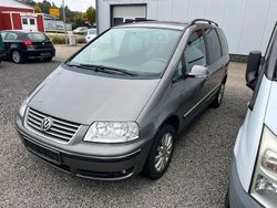 Grau Gebraucht 2010 VW Sharan Sportline Van / Kleinbus | 3.500 € (Superpreis)