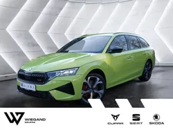 Grün Neu 2025 Skoda Octavia RS Kombi | 43.438 € (Fairer Preis)