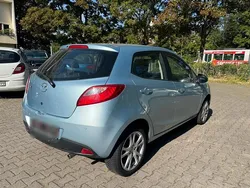 Blau Gebraucht 2009 Mazda 2 Independence Kleinwagen | 3.995 € (Guter Preis)