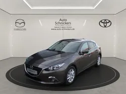 Soul red crystal m Gebraucht 2015 Mazda 3 Center-Line Limousine | 13.740 € (Fairer Preis)