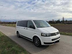 Weiß Gebraucht 2015 VW Multivan Van | 22.100 € (Guter Preis)