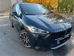 Schwarz Gebraucht 2022 BMW 230e Active Tourer Efficient Dynamics Van / Kleinbus | 37.000 €