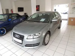 Grau Gebraucht 2012 Audi A3 Sportback Attraction Limousine | 8.999 € (Fairer Preis)