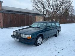 Grün Gebraucht 1996 Volvo 940 Kombi | 4.990 €