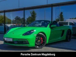 Gruen Gebraucht 2023 Porsche 718 Boxster Cabrio | 88.718 € (Superpreis)