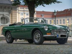 Grün Gebraucht 1976 MG B Cabrio | 9.500 €