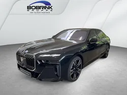 Schwarz Neu 2025 BMW 740 M Sport Limousine | 123.980 € (Fairer Preis)