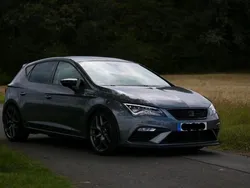 Grau Gebraucht 2018 Seat Leon FR Limousine | 15.900 € (Fairer Preis)