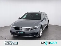 Grau Gebraucht 2022 VW Passat GTE Kombi | 28.470 € (Etwas zu teuer)