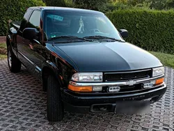 Schwarz Gebraucht 2002 Chevrolet S10 Abholung | 12.900 €