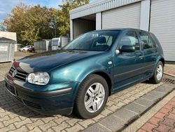 Blau Gebraucht 2001 VW Golf IV Edition Limousine | 1.990 € (Fairer Preis)
