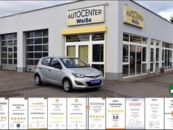 Sleek silver Gebraucht 2014 Hyundai i20 Edition Kleinwagen | 6.980 € (Fairer Preis)
