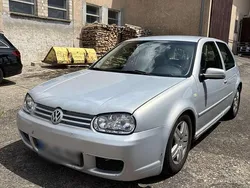 Silber Gebraucht 2001 VW Golf IV Limousine | 1.850 € (Etwas zu teuer)