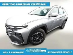 Shimmering silver metallic Neu 2025 Hyundai Tucson Select SUV | 29.930 € (Guter Preis)