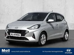 Sleek silver / met Gebraucht 2021 Hyundai i10 Trend Kleinwagen | 13.390 € (Fairer Preis)
