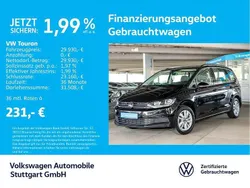 Deep black perleffekt Gebraucht 2024 VW Touran Comfortline Van / Kleinbus | 29.930 € (Guter Preis)