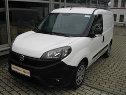Weiß Gebraucht 2021 Fiat Doblò Van / Kleinbus | 9.900 € (Fairer Preis)